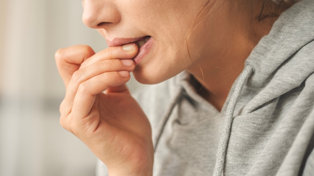Broze Nagels, Zwakke Nagels & Nagelbijten